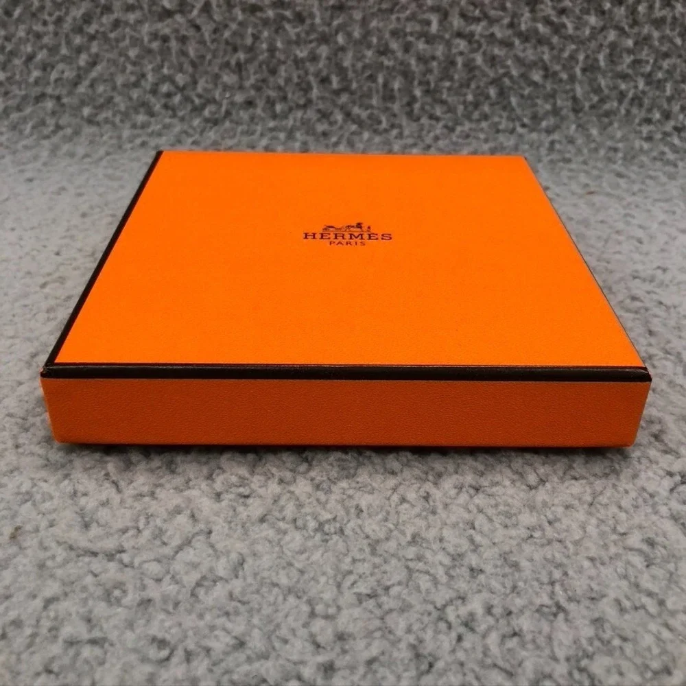 HERMÈS *all items